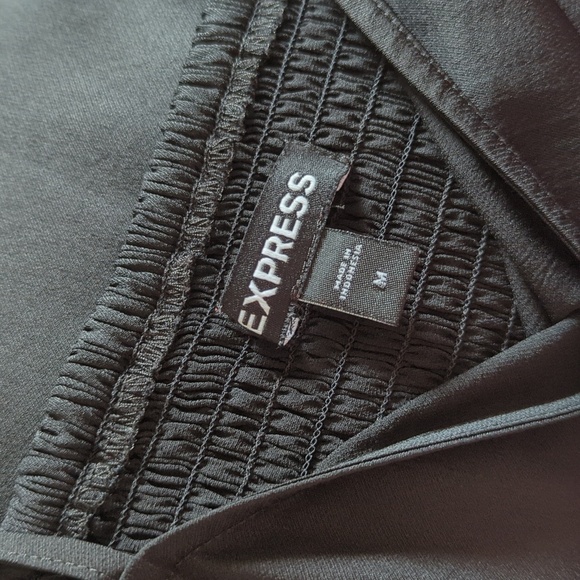 Express Tie Shoulder Ruffle Hem Fit and Flare Mini Dress in Pitch Black Size M - Picture 10 of 13